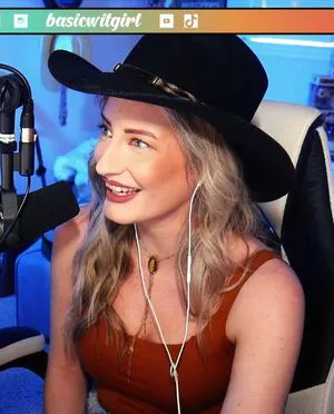 Basicwitgirl OnlyFans Leaked Free Thumbnail Picture - #HQXnm9vrML