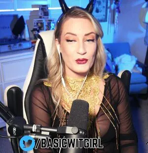 Basicwitgirl OnlyFans Leaked Free Thumbnail Picture - #J0LTLaLw6E