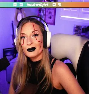 Basicwitgirl OnlyFans Leaked Free Thumbnail Picture - #KeBexOCsKU