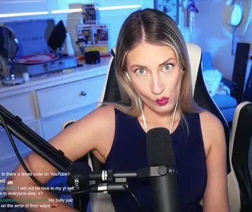 Basicwitgirl OnlyFans Leaked Free Thumbnail Picture - #NOrbJYxE0g