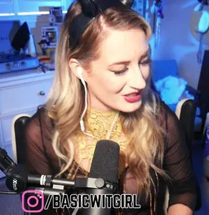 Basicwitgirl OnlyFans Leaked Free Thumbnail Picture - #Si2FfZYFbv