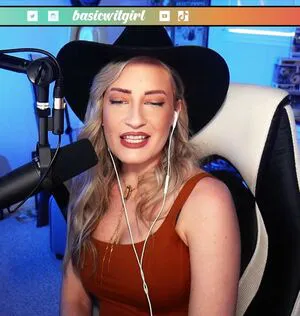 Basicwitgirl OnlyFans Leaked Free Thumbnail Picture - #ZfLATFfwwo