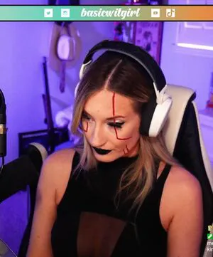 Basicwitgirl OnlyFans Leaked Free Thumbnail Picture - #deOgqjjPOt