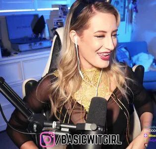Basicwitgirl OnlyFans Leaked Free Thumbnail Picture - #gfuBs7UACl