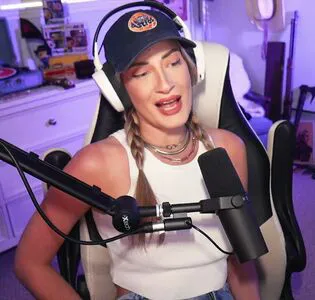 Basicwitgirl OnlyFans Leaked Free Thumbnail Picture - #iy3456e3Qa