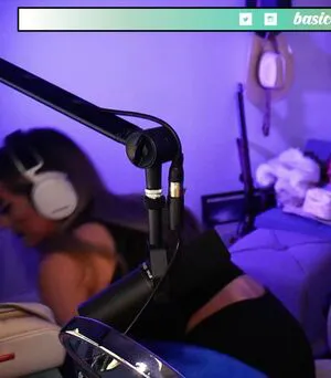 Basicwitgirl OnlyFans Leaked Free Thumbnail Picture - #jxRsri2AqI
