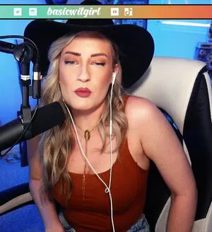 Basicwitgirl OnlyFans Leaked Free Thumbnail Picture - #l5y466HV7U