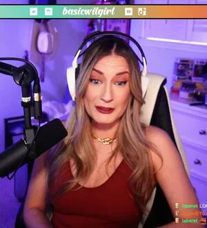Basicwitgirl OnlyFans Leaked Free Thumbnail Picture - #mVbbt1unWw