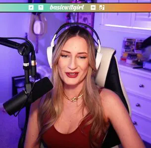 Basicwitgirl OnlyFans Leaked Free Thumbnail Picture - #v2mMlXsfSH