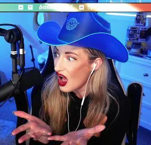 Basicwitgirl OnlyFans Leaked Free Thumbnail Picture - #v5vcWhSwiy