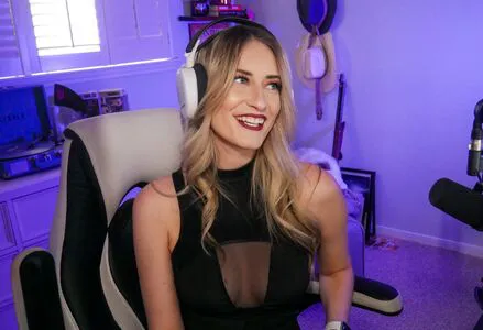 Basicwitgirl OnlyFans Leaked Free Thumbnail Picture - #x0h9DFiWG3