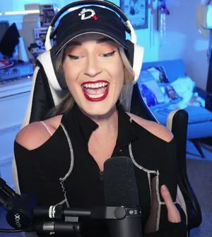 Basicwitgirl OnlyFans Leaked Free Thumbnail Picture - #x7VpK5sch1