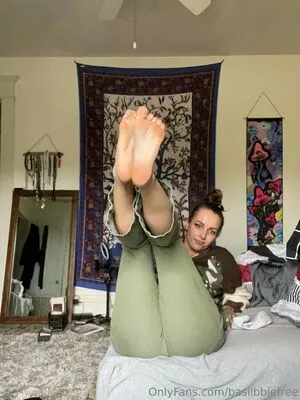 Basilbbiefree OnlyFans Leaked Free Thumbnail Picture - #XICBkOqLPD