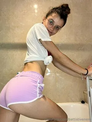 Battistivenere OnlyFans Leaked Free Thumbnail Picture - #bfAtcLF5jH