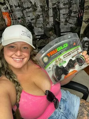 Battleaxe Tara OnlyFans Leaked Free Thumbnail Picture - #zDMwqKcScx