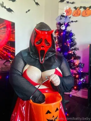 Batty Bxby OnlyFans Leaked Free Thumbnail Picture - #Xf0JGobEK1