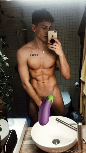 Battyboyfree OnlyFans Leaked Free Thumbnail Picture - #Nm1a5COacn