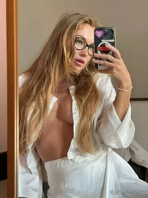 Battyredhair OnlyFans Leaked Free Thumbnail Picture - #c8K05DIimX