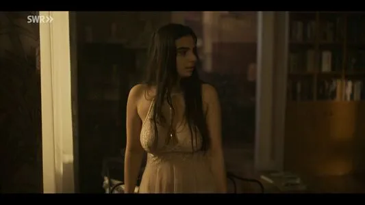 Bayan Layla OnlyFans Leaked Free Thumbnail Picture - #TrAmtsRDhn