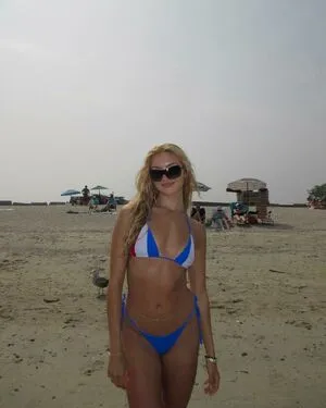 Baylee Kelsey Soles OnlyFans Leaked Free Thumbnail Picture - #qQSYTv9dUy