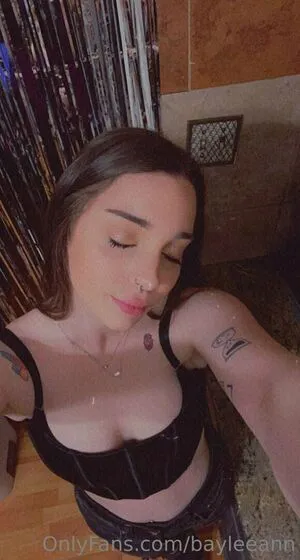 Bayleeann OnlyFans Leaked Free Thumbnail Picture - #MGVSn5UzDp