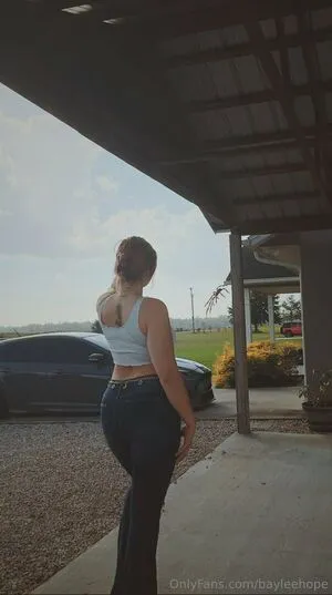 Bayleehope OnlyFans Leaked Free Thumbnail Picture - #Orz1nVBIiw