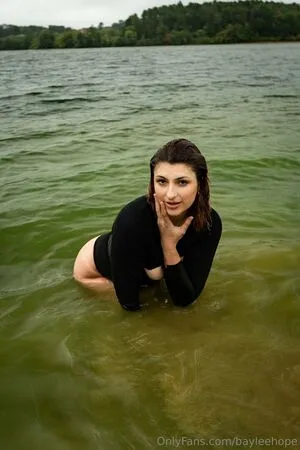 Bayleehope OnlyFans Leaked Free Thumbnail Picture - #VZLUPOX4Ps