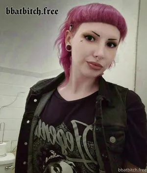 Bbatbitch Free OnlyFans Leaked Free Thumbnail Picture - #QguUzoAMmu