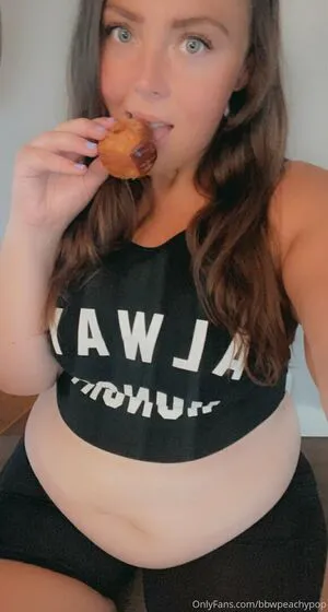 Bbwpeachypop OnlyFans Leaked Free Thumbnail Picture - #F11ZX3XzFg