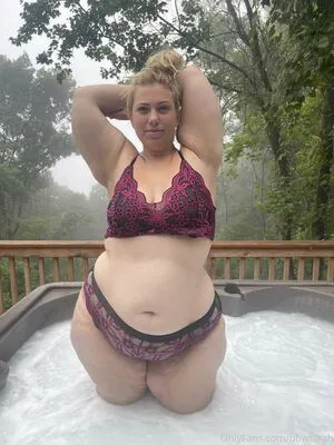 Bbwtarah OnlyFans Leaked Free Thumbnail Picture - #s6xVnjLlZ2