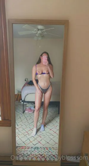 Bbyblosssom OnlyFans Leaked Free Thumbnail Picture - #4gk5WCNb1N