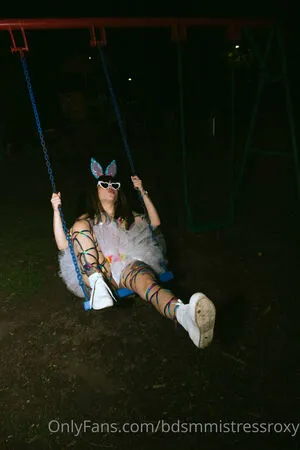 Bdsmmistressroxy OnlyFans Leaked Free Thumbnail Picture - #4d8ZOYJAGU