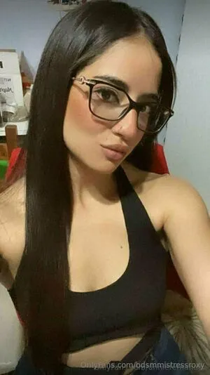 Bdsmmistressroxy OnlyFans Leaked Free Thumbnail Picture - #8Zq5bNuoXh