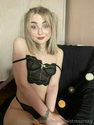 Bdsmmistressroxy OnlyFans Leaked Free Thumbnail Picture - #PVGH3Q4YD5