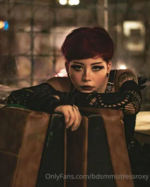 Bdsmmistressroxy OnlyFans Leaked Free Thumbnail Picture - #rmsj6qzUI4