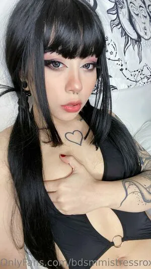 Bdsmmistressroxy OnlyFans Leaked Free Thumbnail Picture - #t2E5USV8va