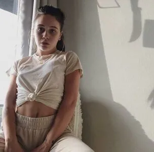 Bea Miller OnlyFans Leaked Free Thumbnail Picture - #Bdl97dYqTC