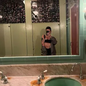 Bea Miller OnlyFans Leaked Free Thumbnail Picture - #CozgU4aHi4