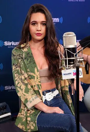 Bea Miller OnlyFans Leaked Free Thumbnail Picture - #ctCldC7LwD
