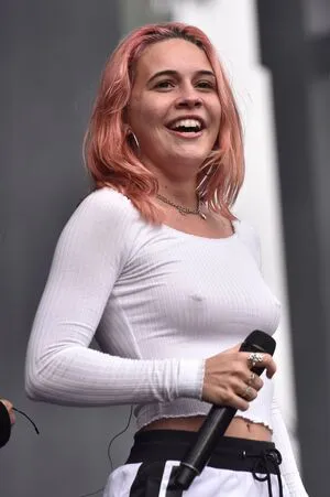 Bea Miller OnlyFans Leaked Free Thumbnail Picture - #d6ln4j2XlG
