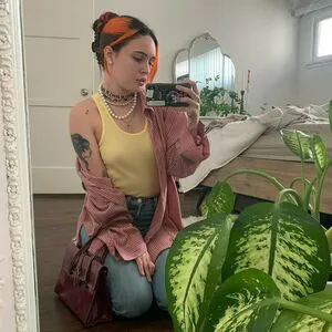 Bea Miller OnlyFans Leaked Free Thumbnail Picture - #xZH5xAUL3e