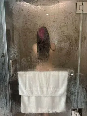 Bea Priestley OnlyFans Leaked Free Thumbnail Picture - #H8hlEieWC9