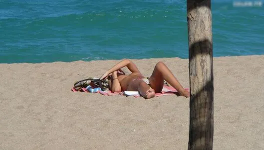 Beach OnlyFans Leaked Free Thumbnail Picture - #CG7VCyhA4H