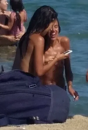 Beach OnlyFans Leaked Free Thumbnail Picture - #PntCv1ulML