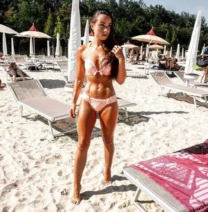 Beach OnlyFans Leaked Free Thumbnail Picture - #g9RyLc7Sci