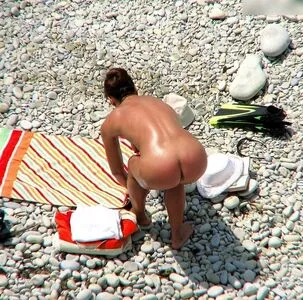 Beach OnlyFans Leaked Free Thumbnail Picture - #kTWE7fezIR
