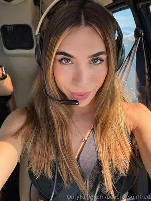 Beachytsgirlfree OnlyFans Leaked Free Thumbnail Picture - #whmiJCumo4