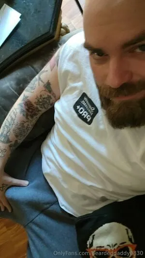 Beardeddaddy0830 OnlyFans Leaked Free Thumbnail Picture - #tbHQL5fuEg