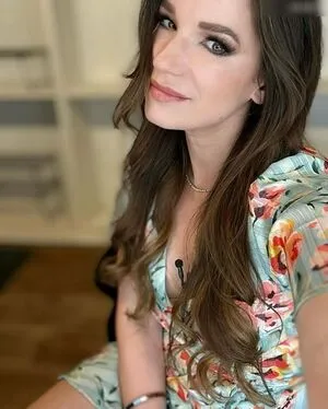 Beate Igel OnlyFans Leaked Free Thumbnail Picture - #5E2FC8Nzq2