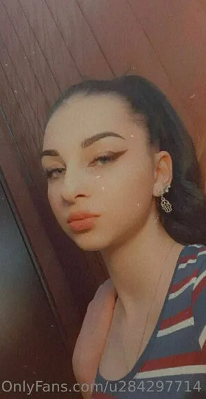 Beatrice OnlyFans Leaked Free Thumbnail Picture - #ONemdaFEgf
